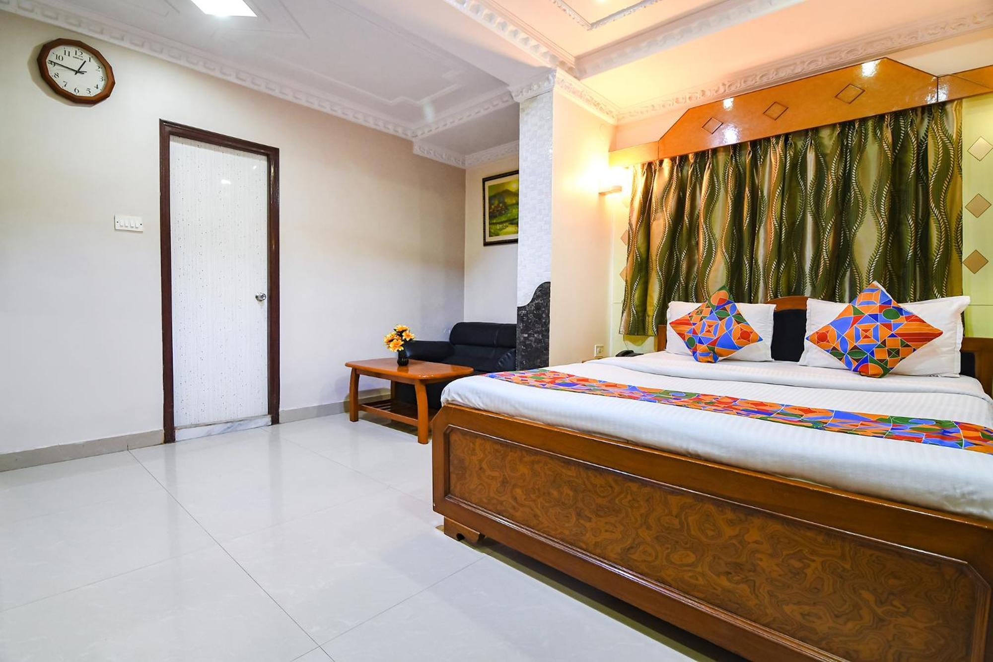 Fabexpress Wild Orchid - 800M From Medica Superspecialty Hospital Hotel Kolkata Bagian luar foto
