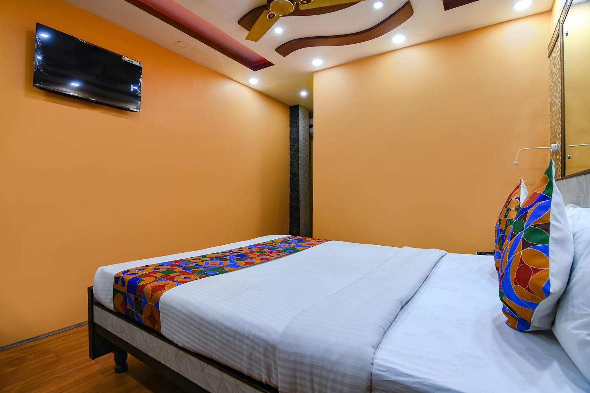Fabexpress Wild Orchid - 800M From Medica Superspecialty Hospital Hotel Kolkata Bagian luar foto