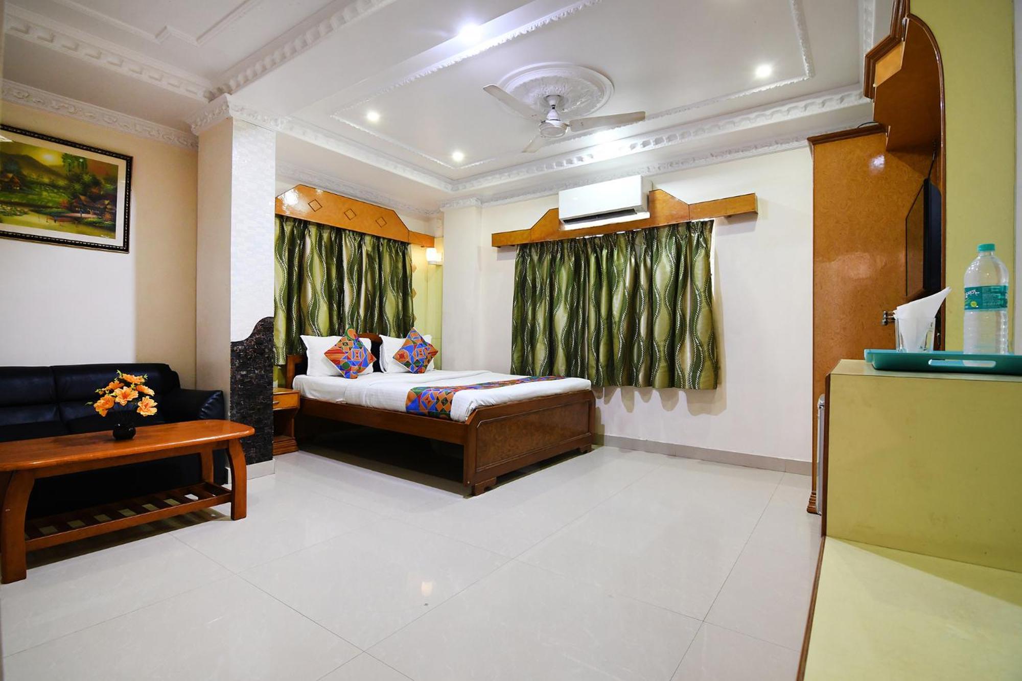 Fabexpress Wild Orchid - 800M From Medica Superspecialty Hospital Hotel Kolkata Bagian luar foto