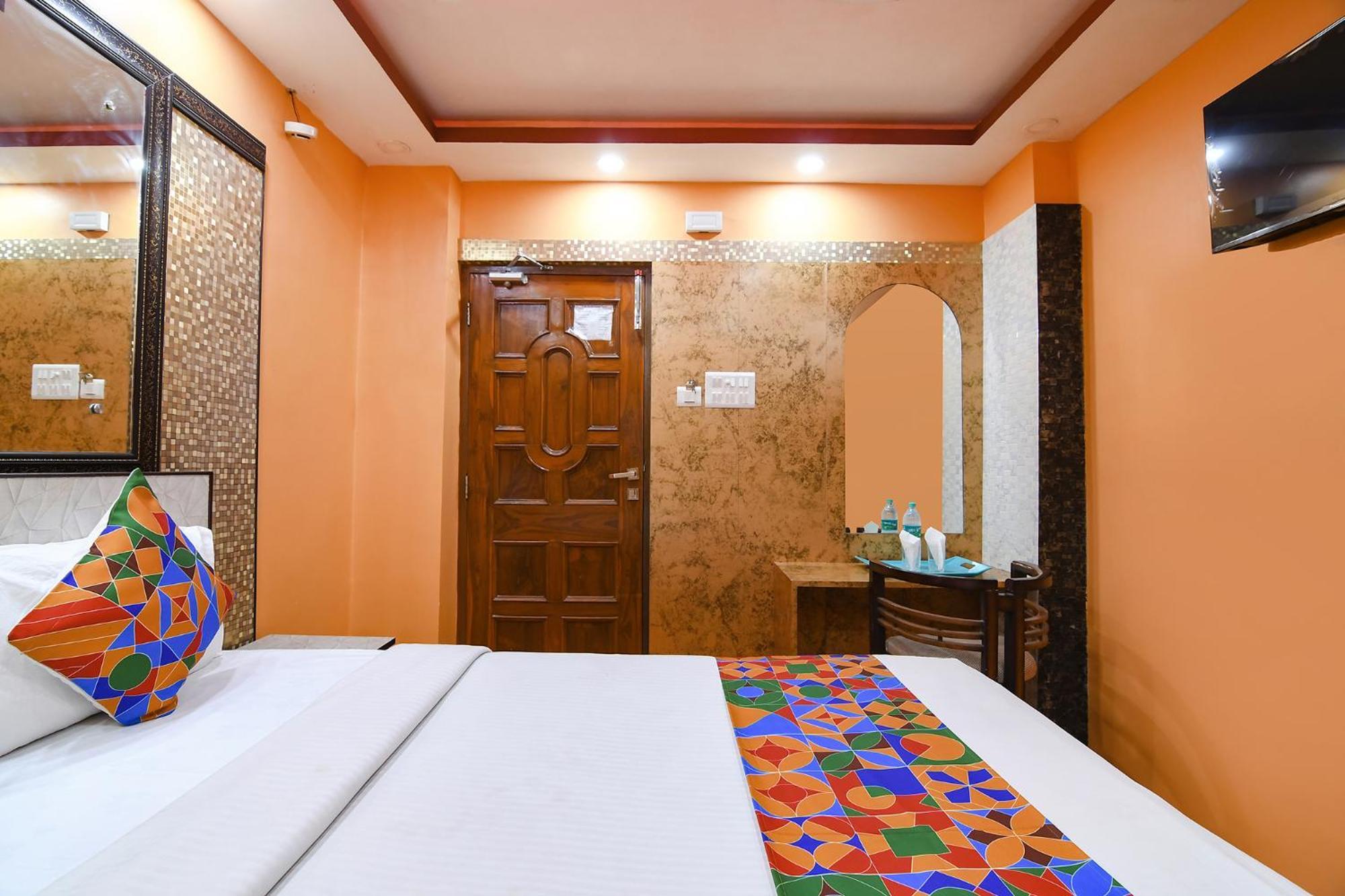 Fabexpress Wild Orchid - 800M From Medica Superspecialty Hospital Hotel Kolkata Bagian luar foto